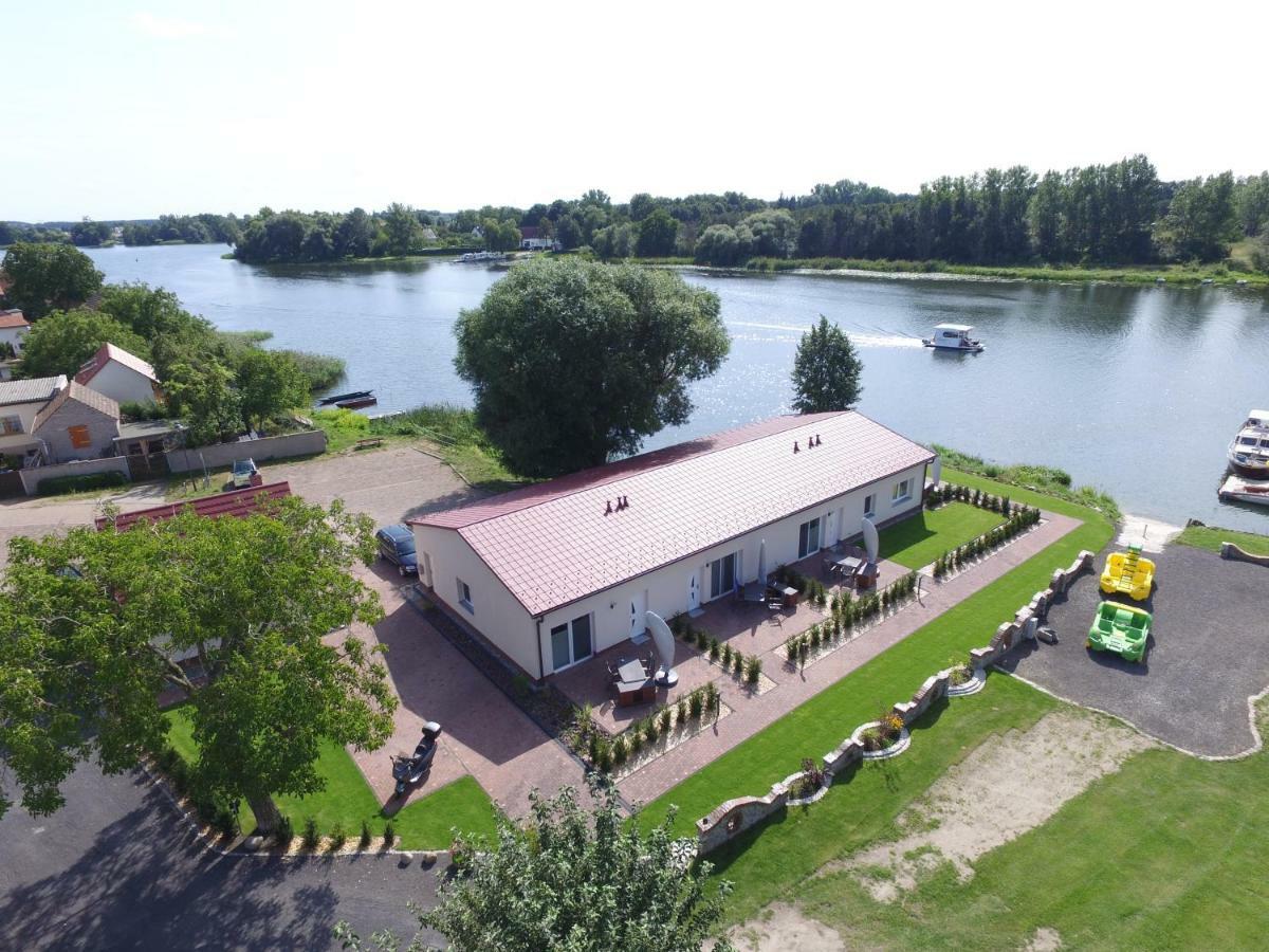 Ferienanlage Pritzerbe Bagian luar foto